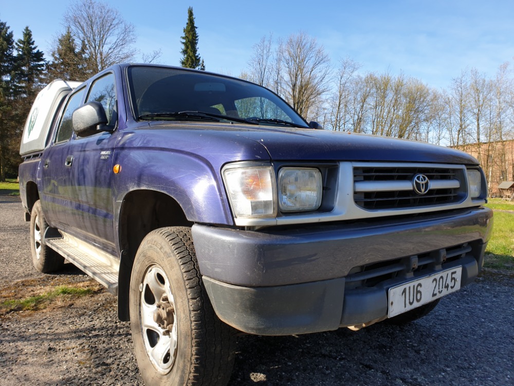 Vozidlo Toyota Hilux