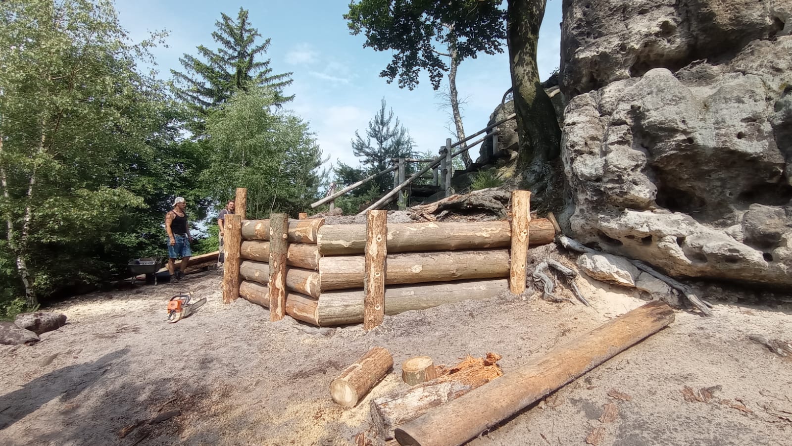 Palisáda pod bukem u Rudolfova kamene