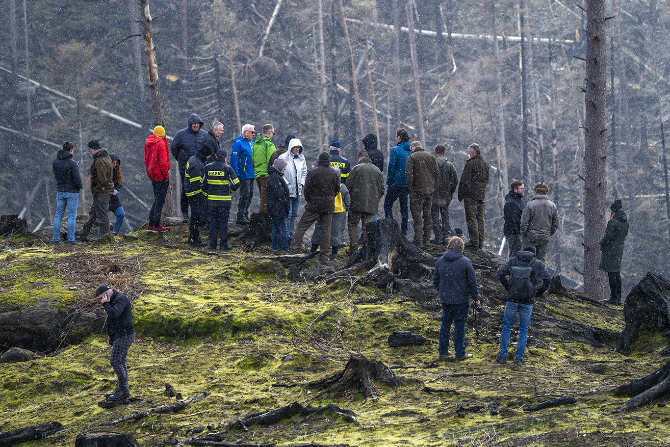 Ministr se starosty v NP České Švýcarsko. Foto: Václav Sojka