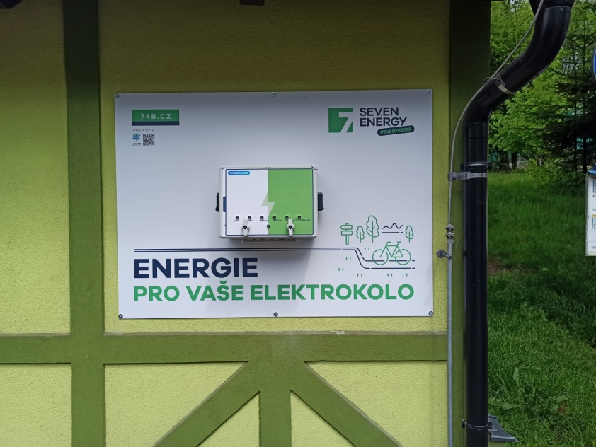 Nabíječka elektrokol 